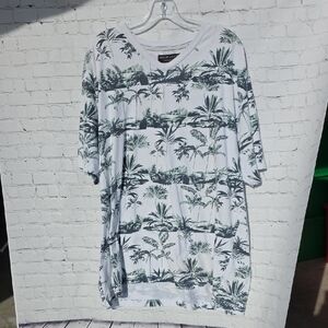 Free Planet Light Gray T-Shirt